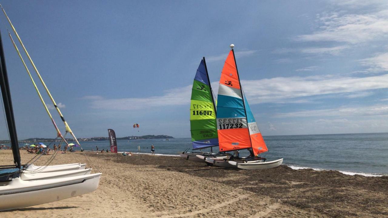 Residencia Beach Cambrils Buitenkant foto